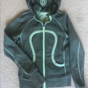 lululemon sweater